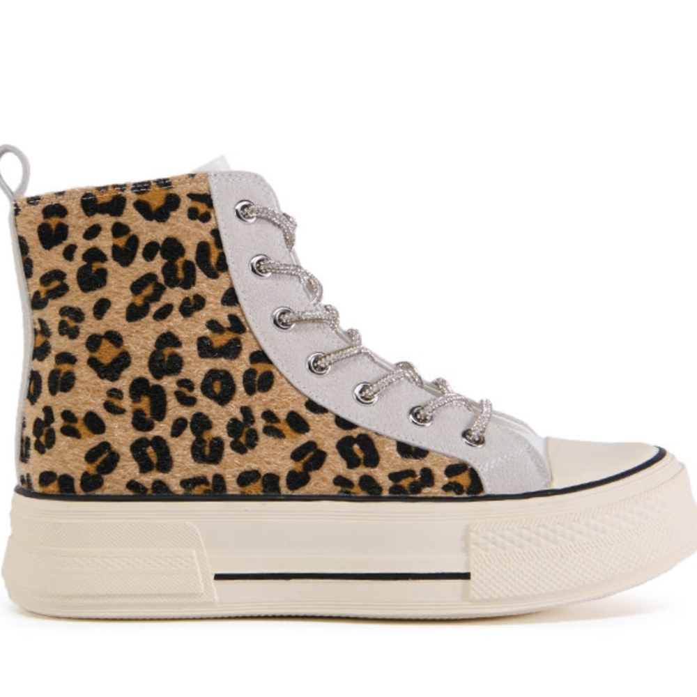 AKIRA AZALEA WANG MIMOSAS MULTI LEOPARD HIGHTOP SNEAKER Size  8.5